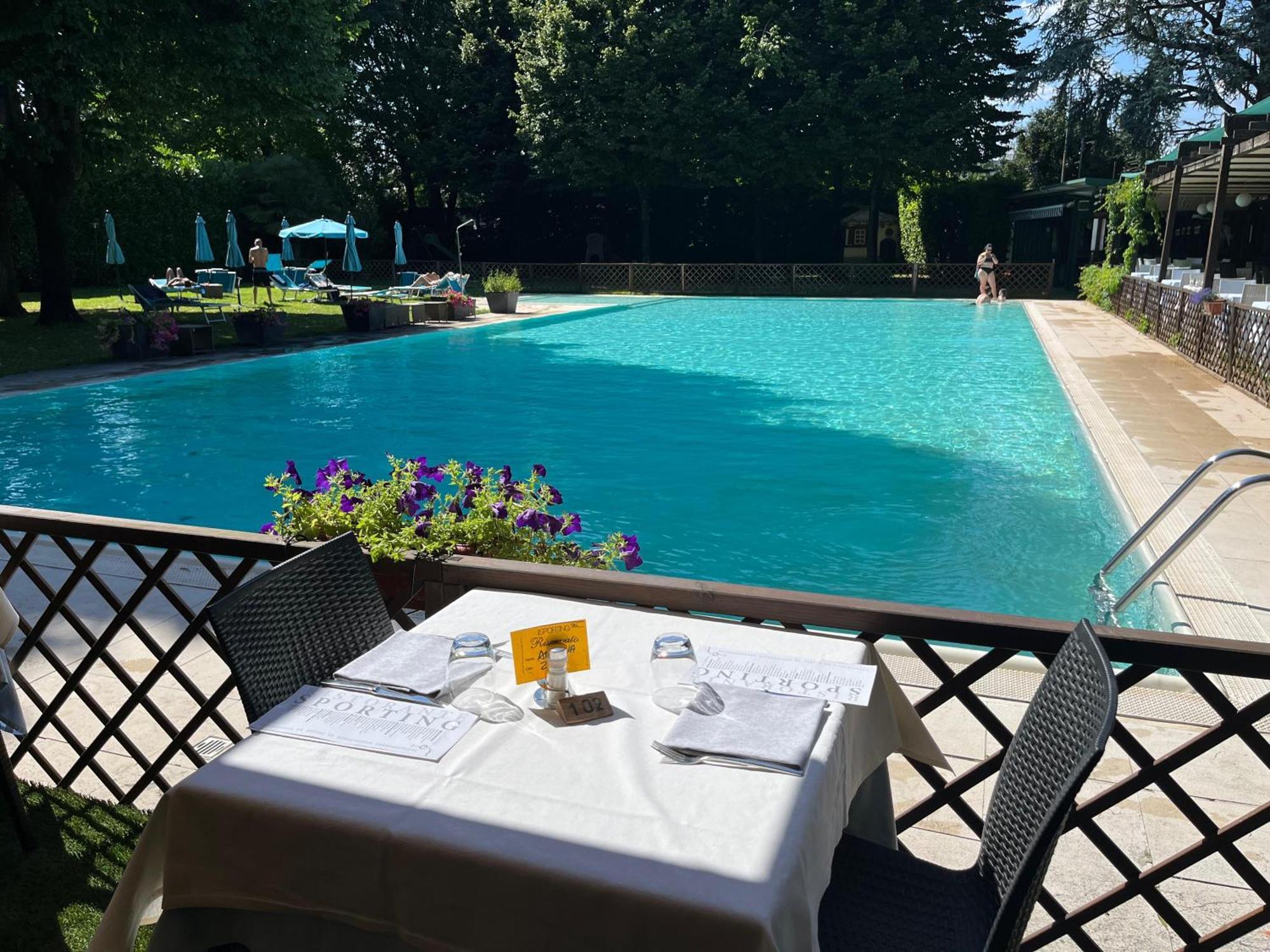 Hotel Sporting Brugherio Extérieur photo